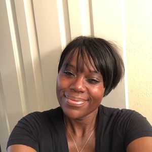 Meet your Posher, Leshonna